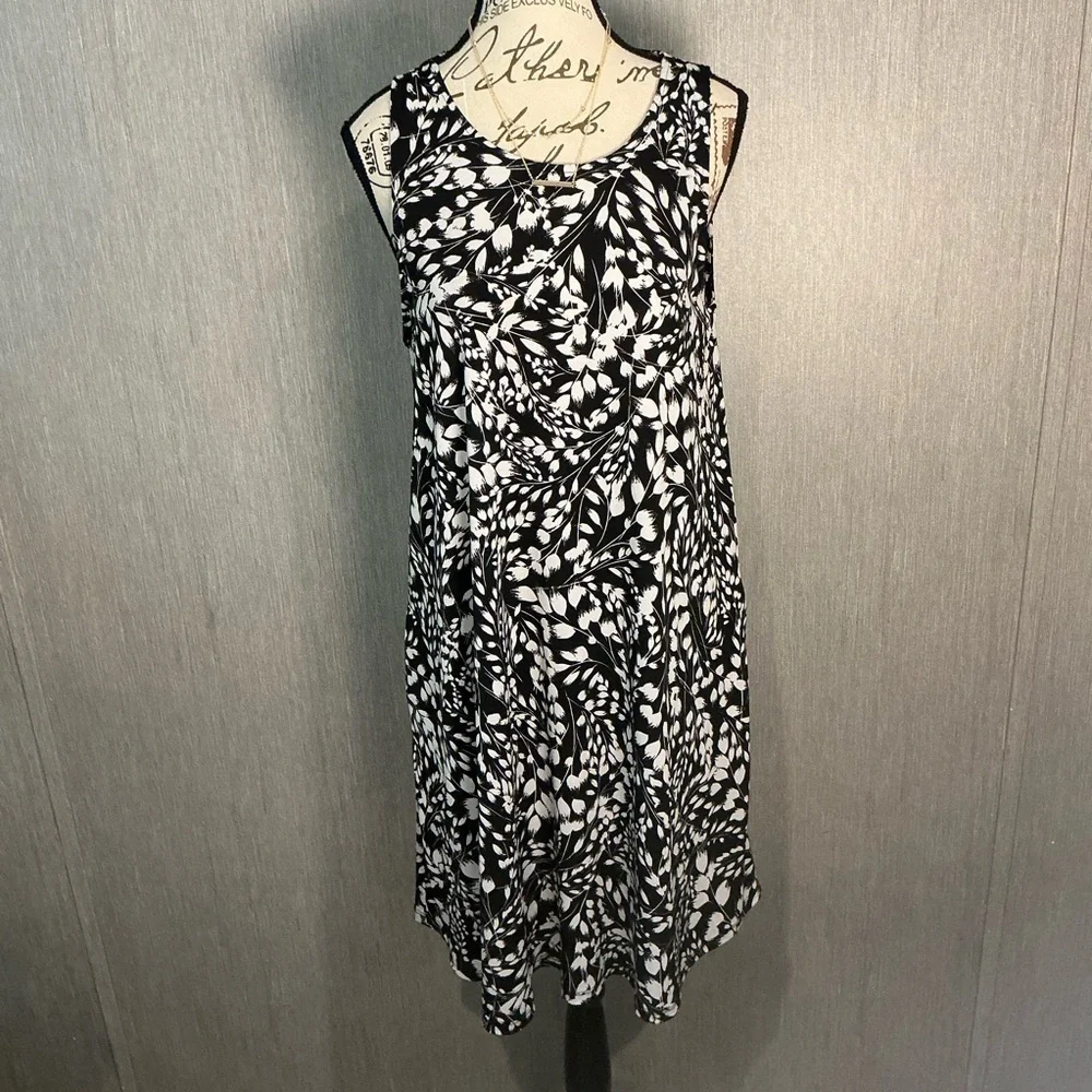 Karen Kane Monochrome Patterned Midi Dress Size Large - Picture 4 of 12
